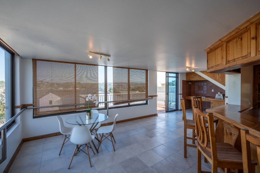 6 Bedroom Property for Sale in East Bank Eastern Cape